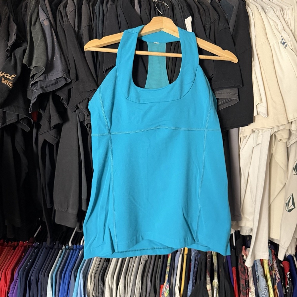 lululemon Scoop Neck Tank Size 10 Womens Aqua Blue Athleisure Workout Active Fit